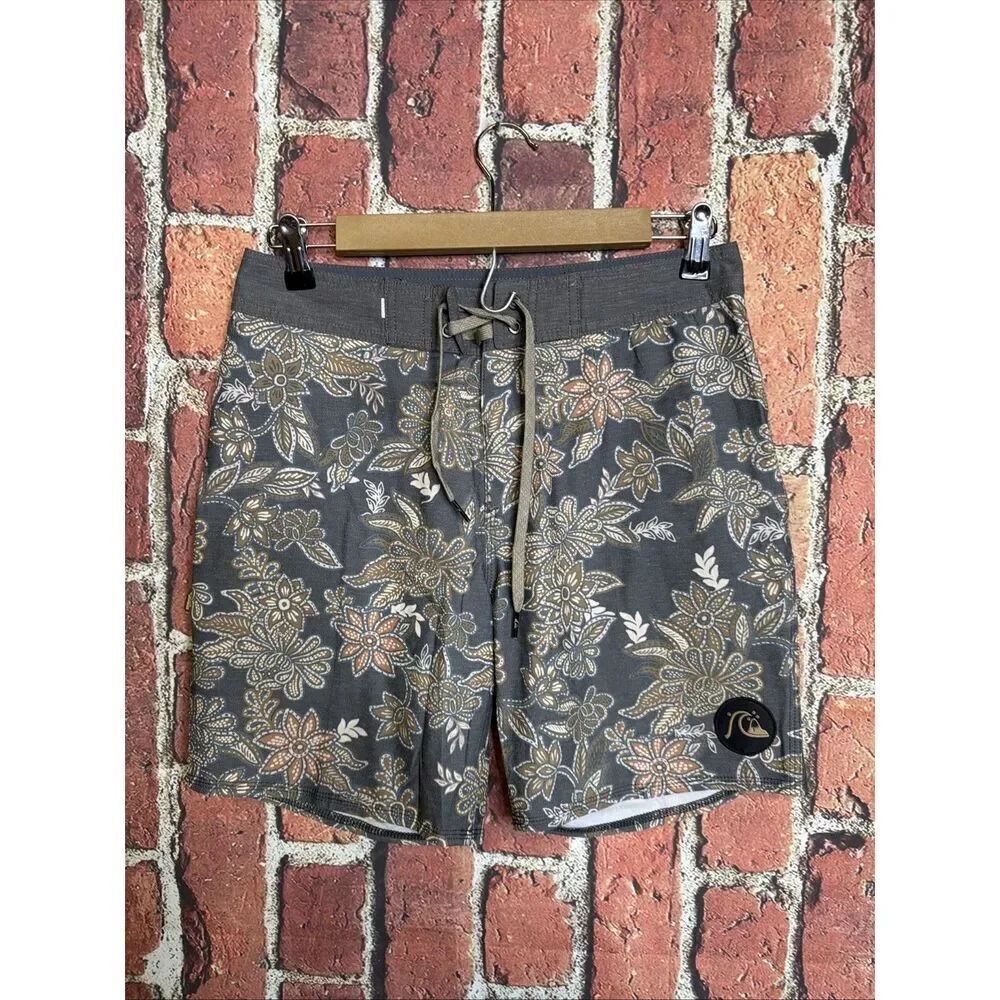 Quiksilver Highline Boardshorts Mens 28 Multicolor Floral Trunks Recycled